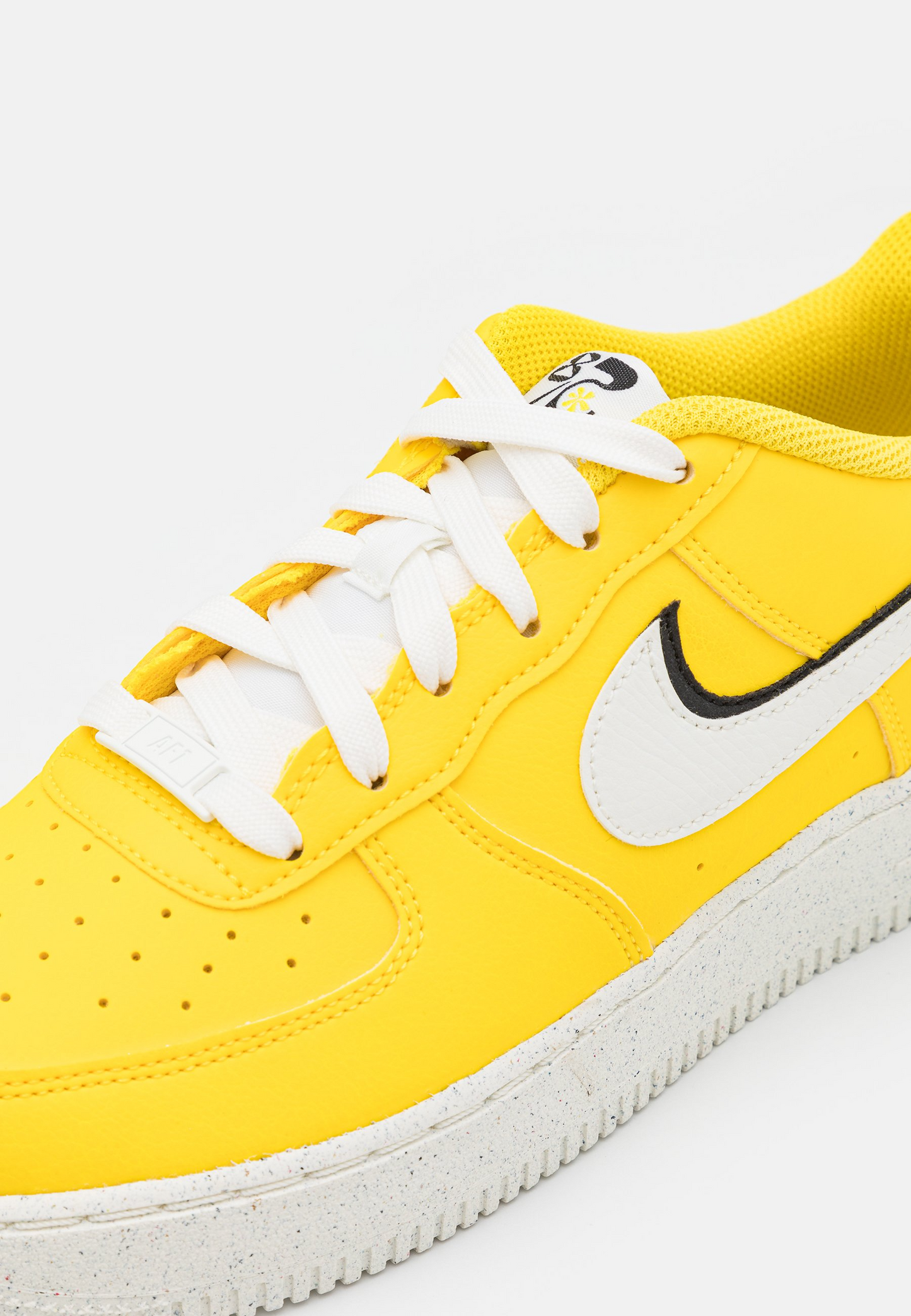 Nike - Air Force 1 Low - LV8 82 - Tour Yellow