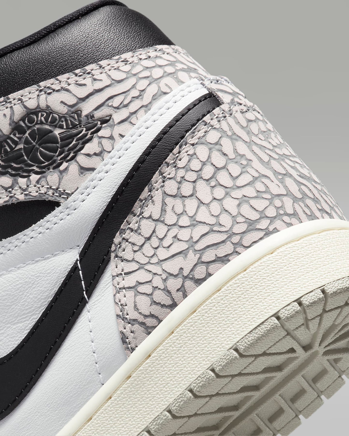 Nike - Air Jordan 1 Retro High OG - White Cement