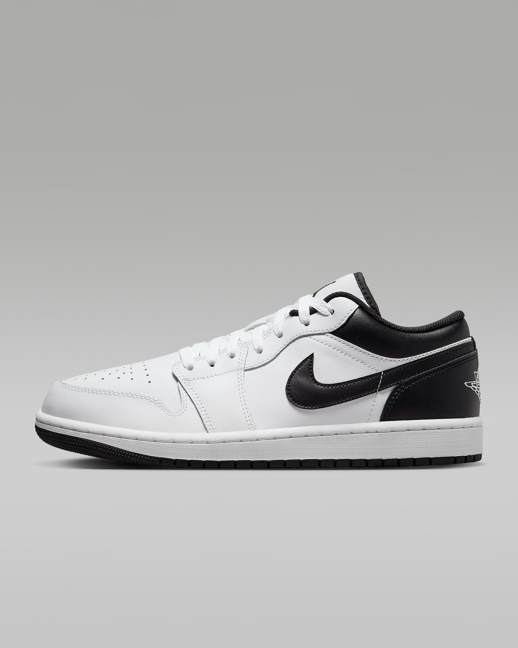 air-jordan-1-low-shoes-white-black-front