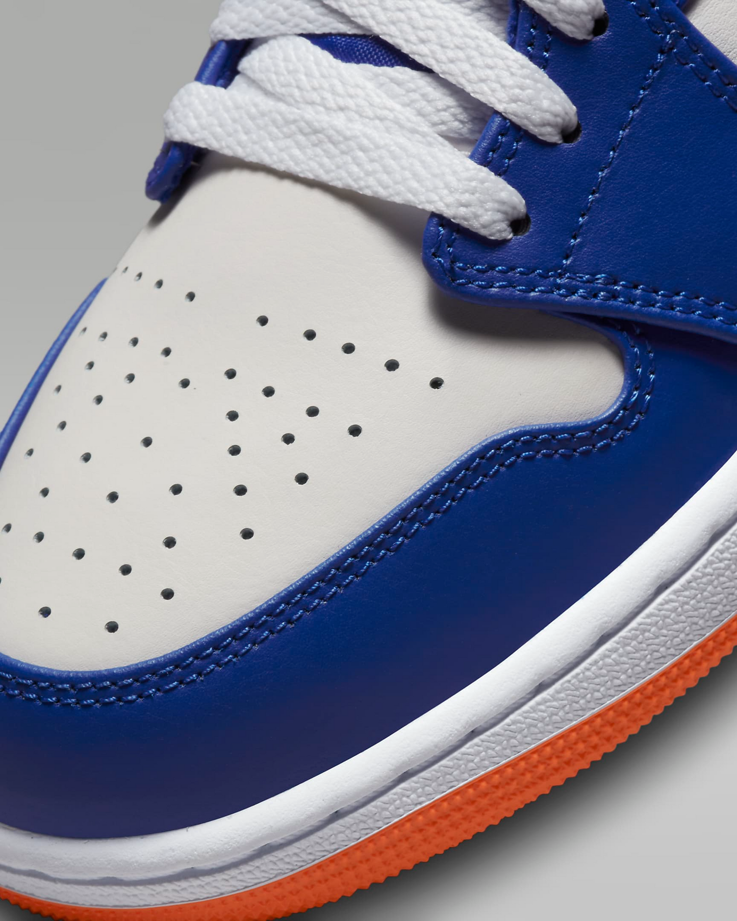 Nike - Air Jordan 1 Mid - Knicks