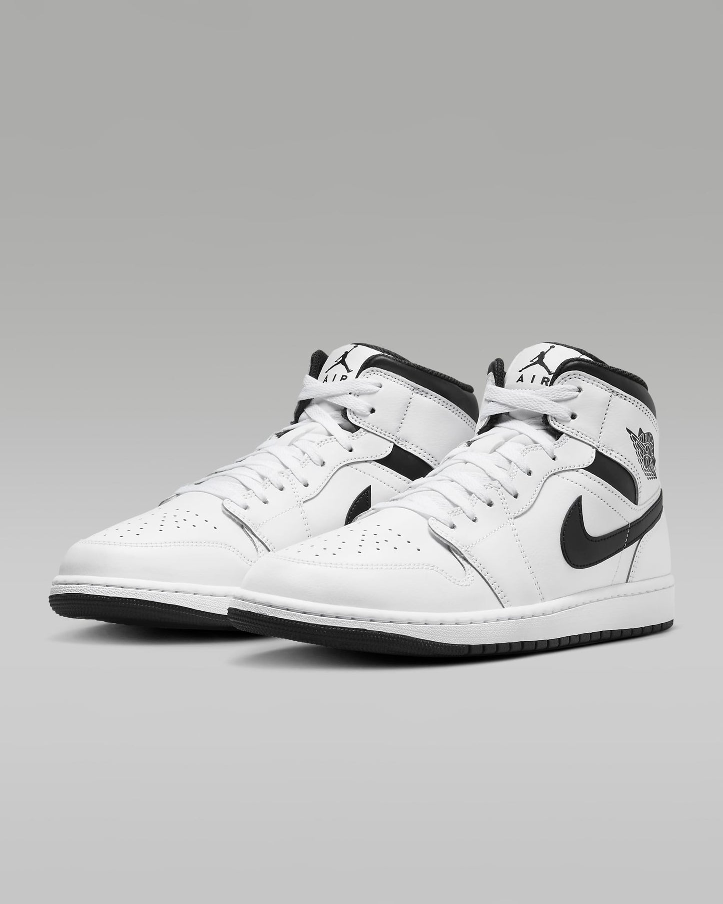 air-jordan-1-mid-shoes-reverse-panda-pair