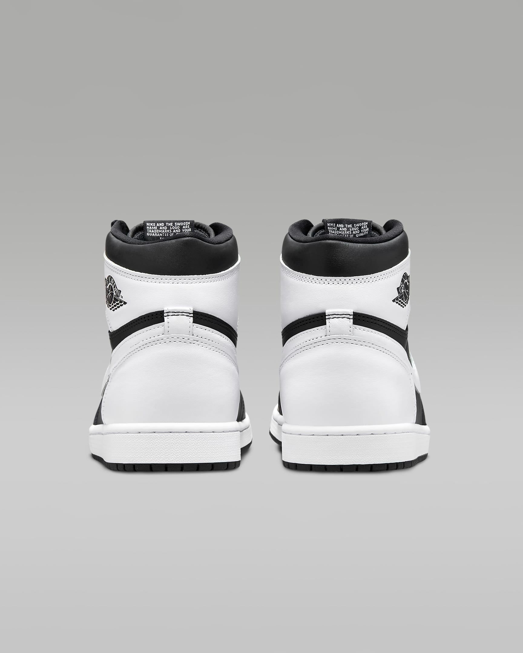 air-jordan-1-retro-high-og-black-white-back