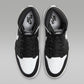 air-jordan-1-retro-high-og-black-white-top