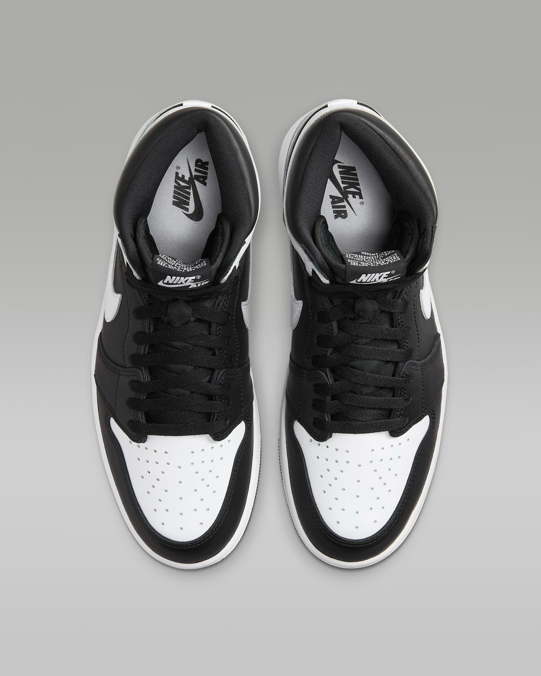 air-jordan-1-retro-high-og-black-white-top