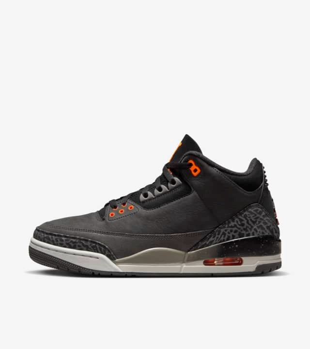 air-jordan-3-fear-pack-sneakers-front