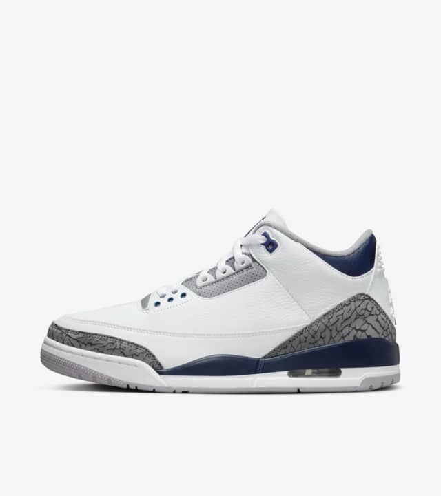 air-jordan-3-midnight-navy-front