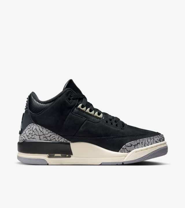 air-jordan-3-off-noir-backside