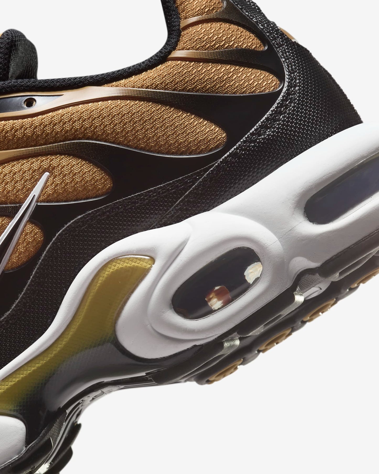 chaussure-air-max-plus-Golden-Harvest-details