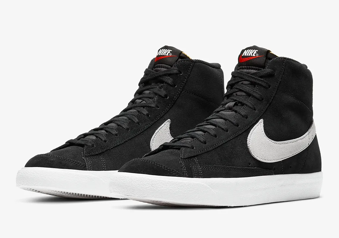 Nike - Blazer Mid 77 - Suede Black Photon Dust