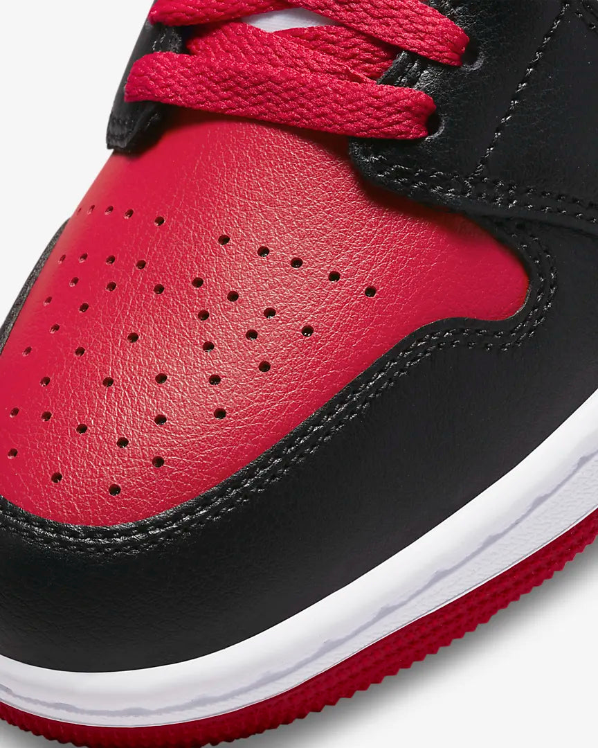 Jordan 1 bred toe mid on sale