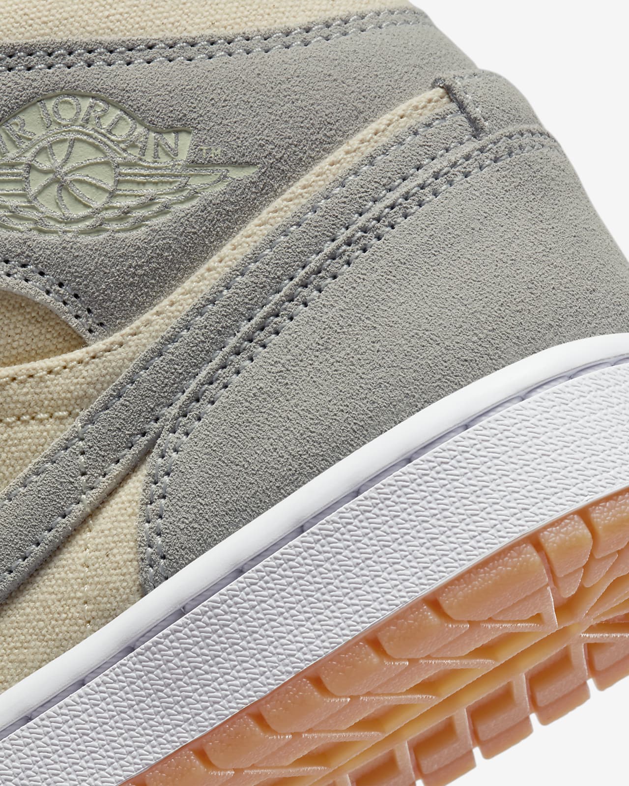 Nike - Air Jordan 1 Mid SE - COCONUT MILK