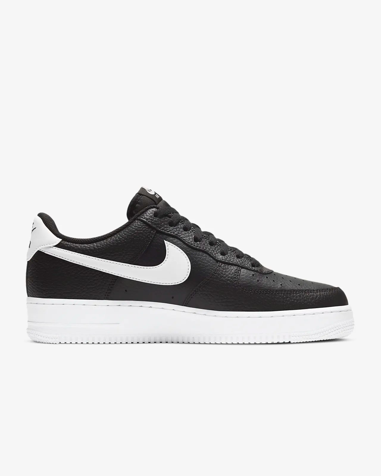 Nike - Air Force 1 Low ’07 - BLACK WHITE