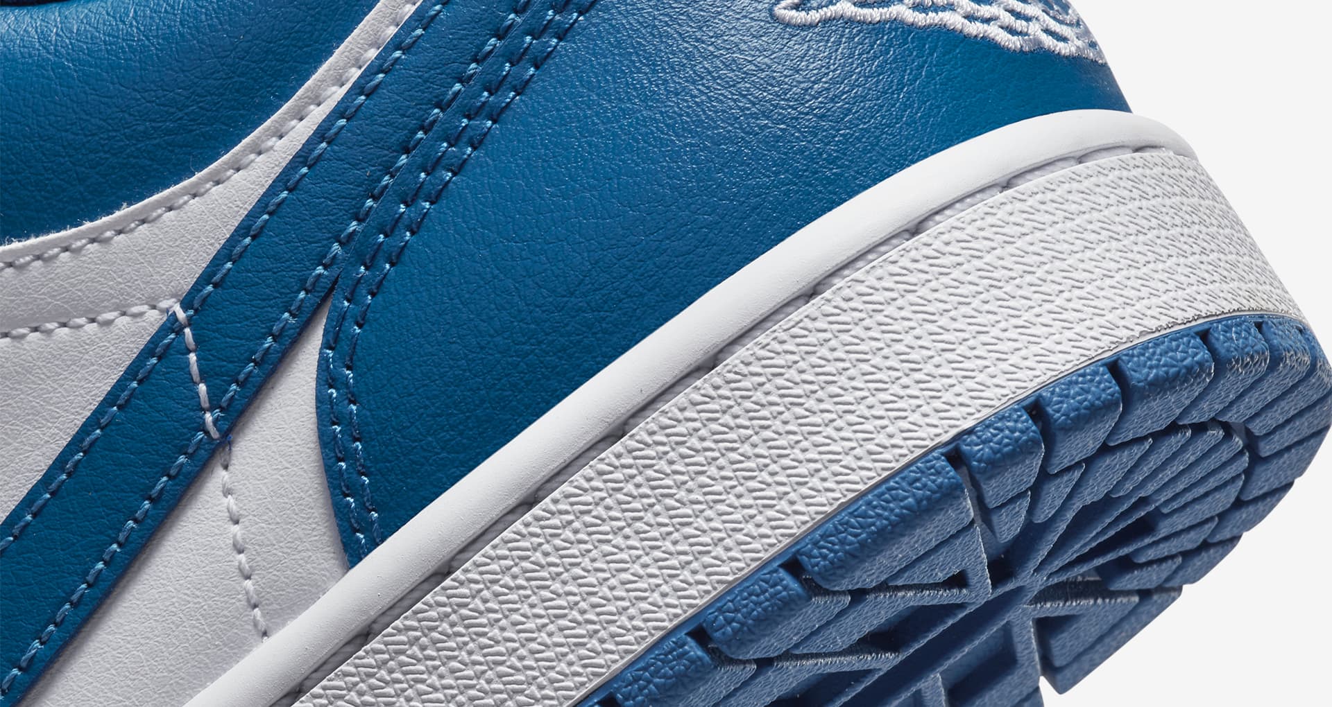 Nike - Air Jordan 1 Low - MARINA BLUE – yaza snkrz