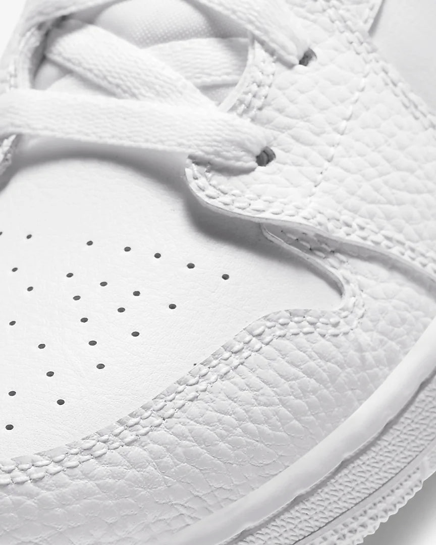 Nike - Air Jordan 1 Mid - TRIPPLE WHITE